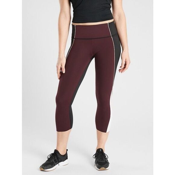 Athleta Velocity Stash Pocket Colorblock Capri Pants Workout Activewear Leggings - Picture 1 of 10